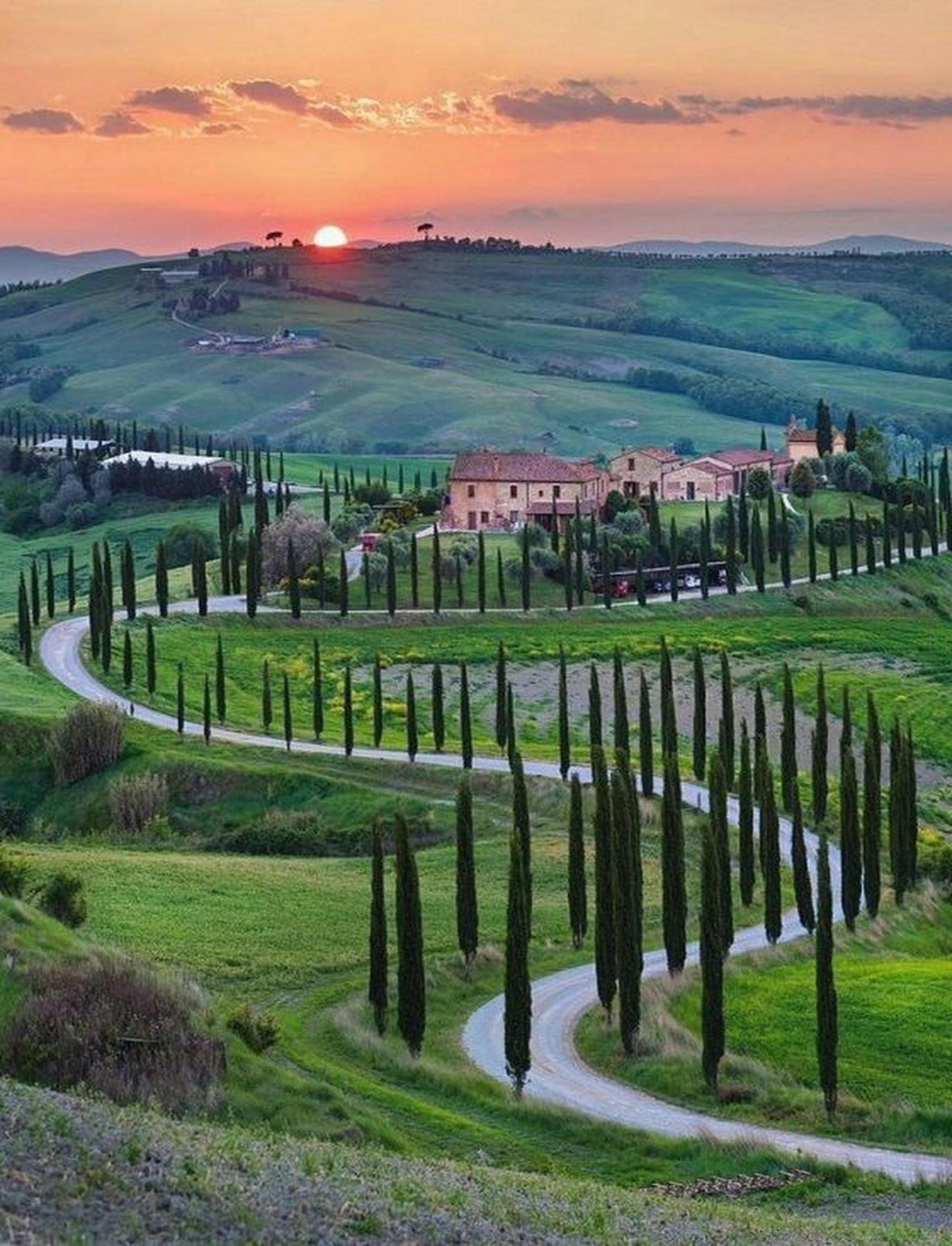 EXPERIENCE THE COUNTRYSIDE OF ITALY AT THESE 5 QUAINT FARM STAYS - TPM