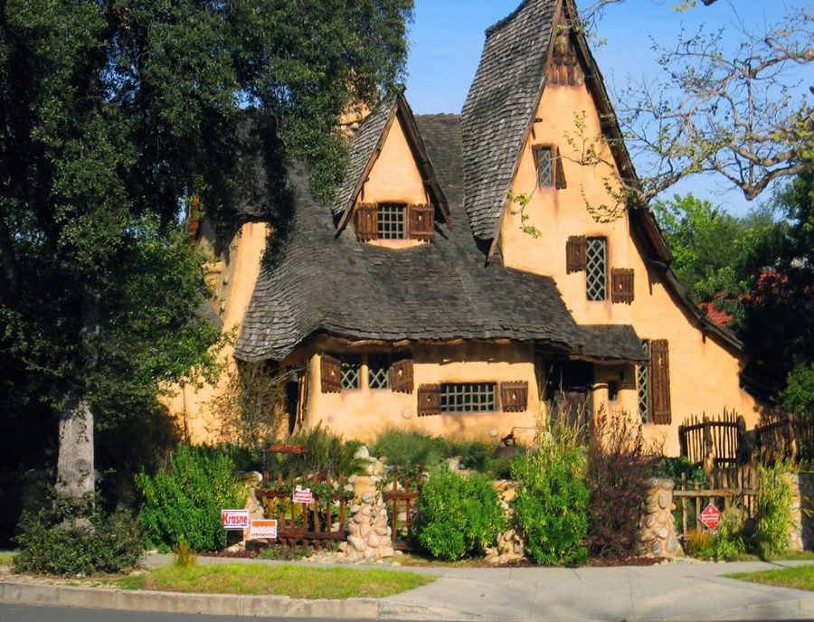 7 MOST BEAUTIFUL FAIRYTALE HOUSES AROUND WORLD