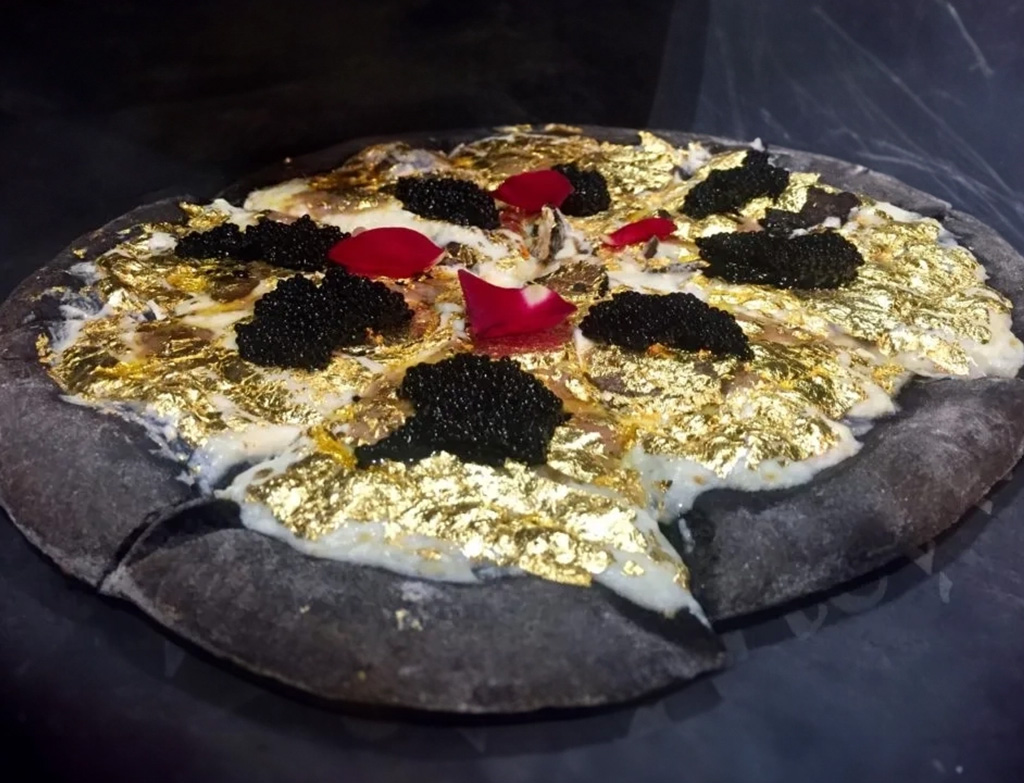 World's Most Extravagant Pizzas To Enjoy A Slice of Luxury